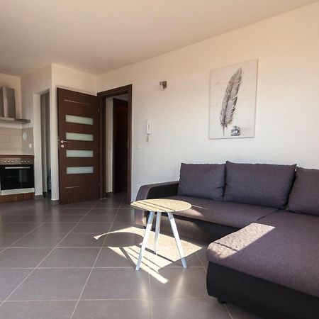 Luxury Villa Allen With Pool Клімно Номер фото